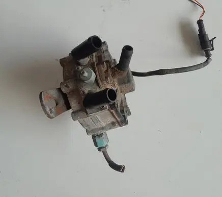 Toyota Corolla E120 E130 LP gas control unit module 67R014619