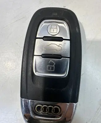 Audi A4 S4 B8 8K Ignition key/card 