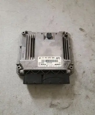 Opel Insignia A Engine control unit/module E9155576906