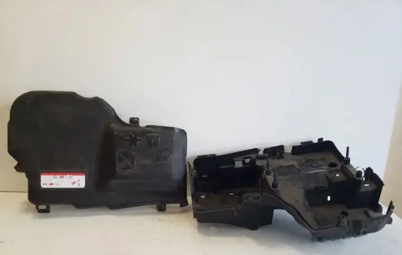 Peugeot 508 Fuse box set 9687677280