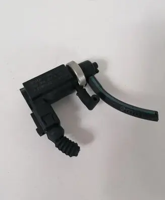 Audi A4 S4 B7 8E 8H Turbo solenoid valve 059906627B