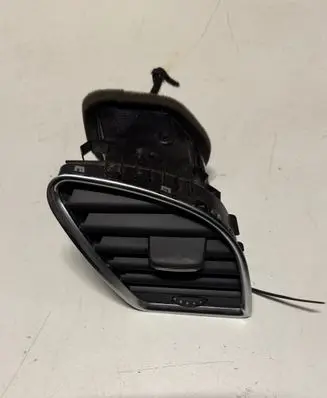 Audi A5 Sportback 8TA Dashboard side air vent grill/cover trim 8T1820902C