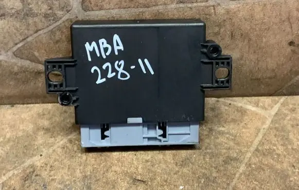 Mercedes-Benz C W205 Parking PDC control unit/module A0009003806