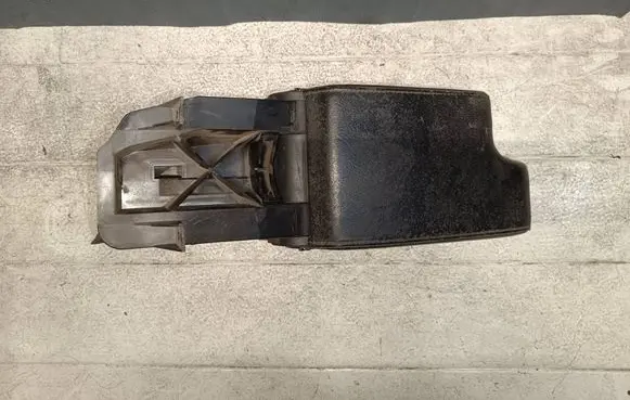 BMW 3 E46 Armrest 8213678