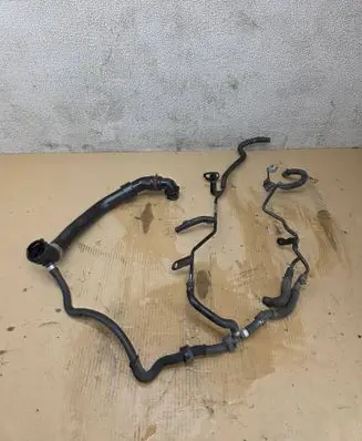 Volkswagen PASSAT B8 Engine coolant pipe/hose 5Q0122101CN 5Q0121064BB 5Q0122449C