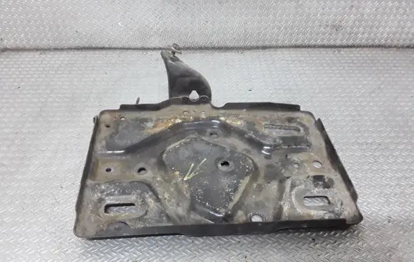 Honda CR-V Battery tray 