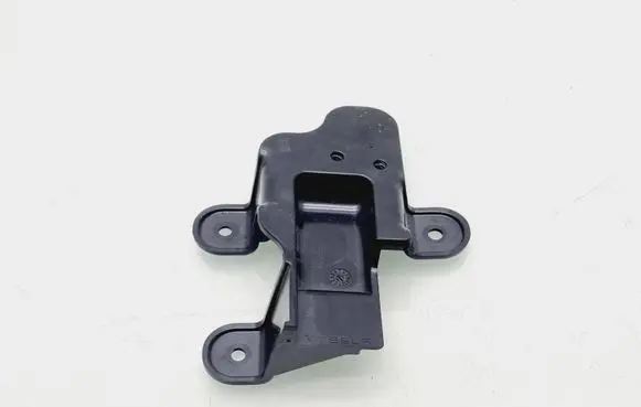 Rear door exterior handle/bracket