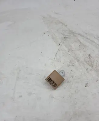 Mitsubishi Pajero Other relay 0680005210