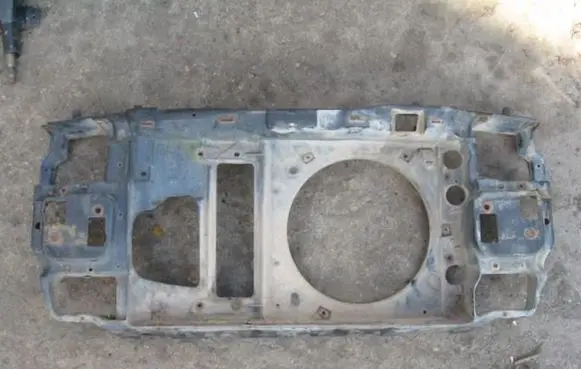 Volkswagen Polo III 6N 6N2 6NF Radiator support slam panel