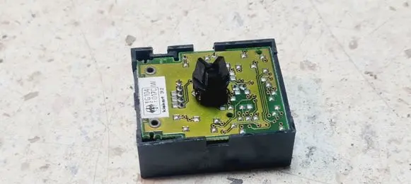 Citroen Evasion Door central lock control unit/module Y111460 017CIW G104