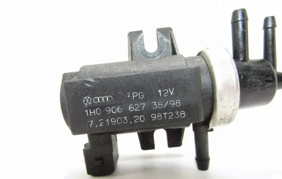 Skoda Octavia Mk1 (1U) Turbo solenoid valve 1H0906627