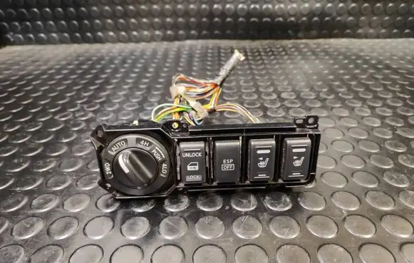 Nissan Pathfinder R51 Other switches/knobs/shifts