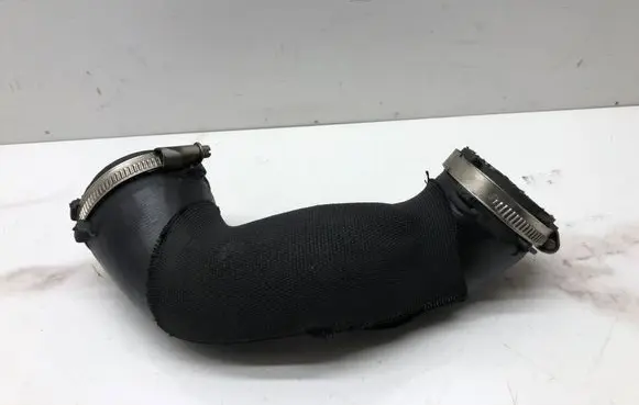 Audi A4 S4 B7 8E 8H Intercooler hose/pipe 8E0145731