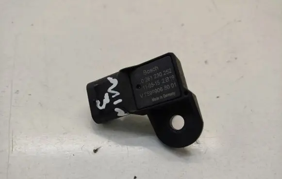 Mini Cooper Countryman R60 Air pressure sensor 0261230252 7599906