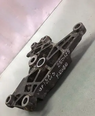 Ford Kuga III Engine mounting bracket Hg9q6a060ab Hg9q6a060