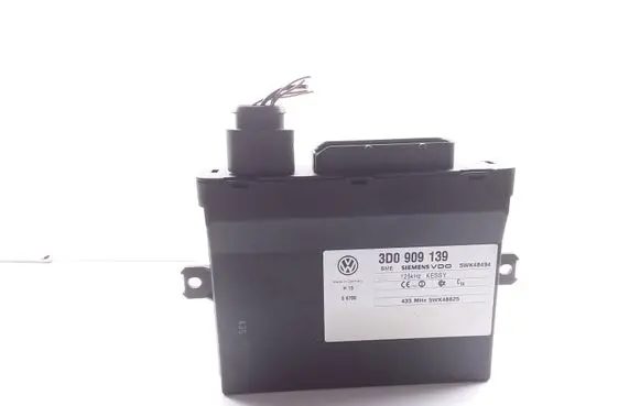 Volkswagen Touareg I Keyless (KESSY) go control unit/module 3D0909139 5WK48494