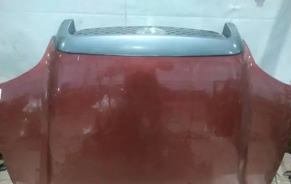 Hyundai Santa Fe Engine bonnet/hood RAUDONAS