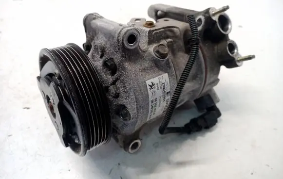 Peugeot 308 Air conditioning (A/C) compressor (pump) 9834291080
