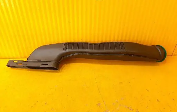 Mercedes-Benz GLC C254 Air intake hose/pipe A6540942097