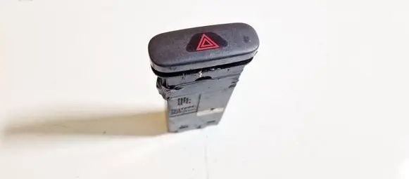 Volvo S70 V70 V70 XC Hazard light switch j910 j590b4970