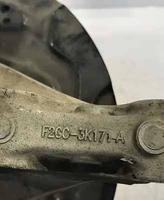 Ford Edge II Front wheel hub F2GC3K171A