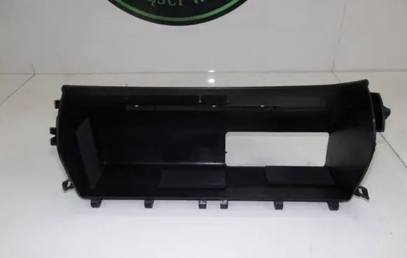 Mercedes-Benz E W211 Glove box set A2119190373