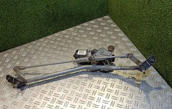 Mercedes-Benz Citan W415 Front wiper linkage and motor 8200409692 54526811 54001902