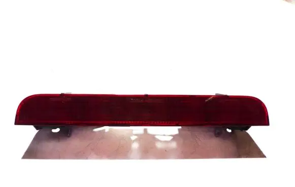Nissan X-Trail T30 Third/center stoplight P1842