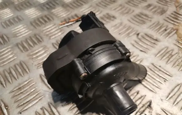 Mercedes-Benz R W251 Electric auxiliary coolant/water pump 1718350064
