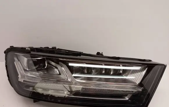 Audi Q7 4M Headlight/headlamp 4M0941036 11627 0101011