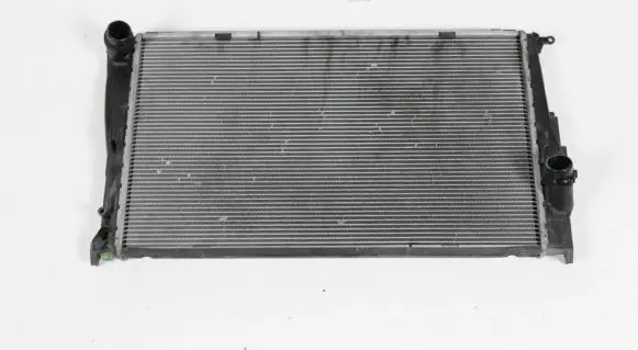 BMW Z4 E89 Coolant radiator 7558480