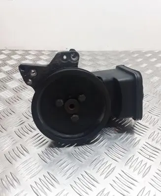 BMW X5 E53 Power steering pump 7692974533 6762279