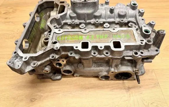 Citroen Berlingo Engine head 9836833610