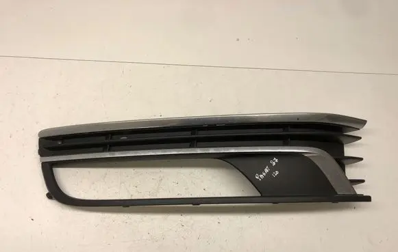 Volkswagen PASSAT B7 Front fog light trim/grill 3AA853665