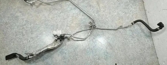 BMW X5 F15 Engine coolant pipe/hose 8519112 17908910