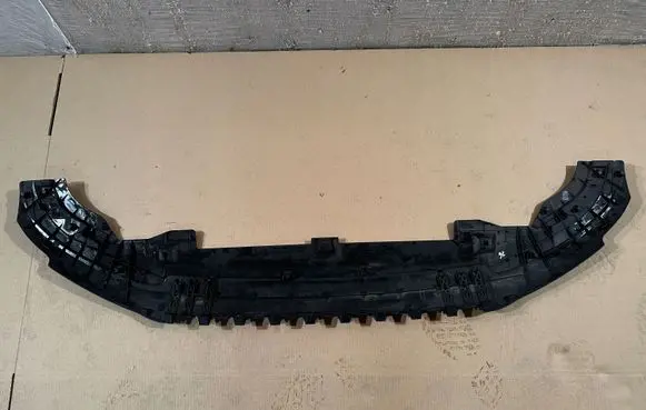 Front bumper skid plate/under tray