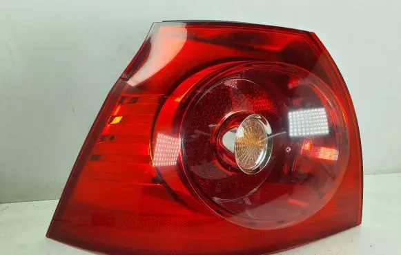 Volkswagen Golf V Rear/tail lights 1K6945095N B01198966 028490102