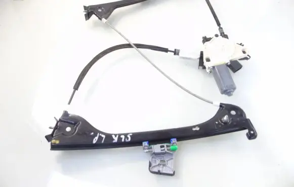 Mercedes-Benz SLK R172 Front door window regulator with motor A1727200146