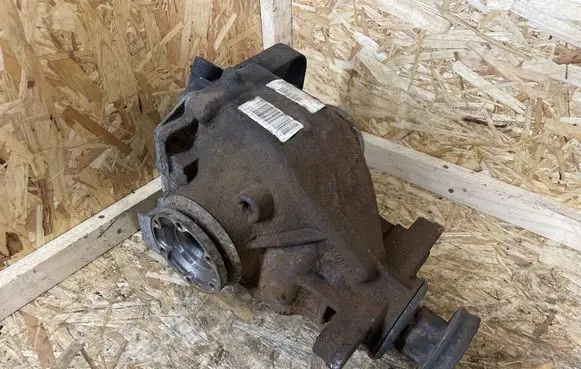BMW 7 E65 E66 Rear differential 7502980