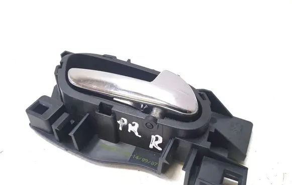 Citroen C4 I Picasso Front door interior handle 303965