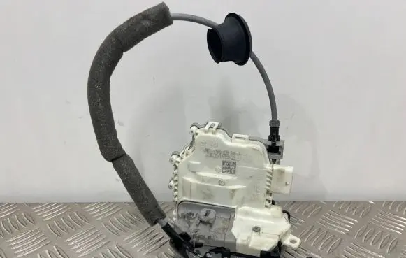 Audi Q5 SQ5 Rear door lock 8X0839016D