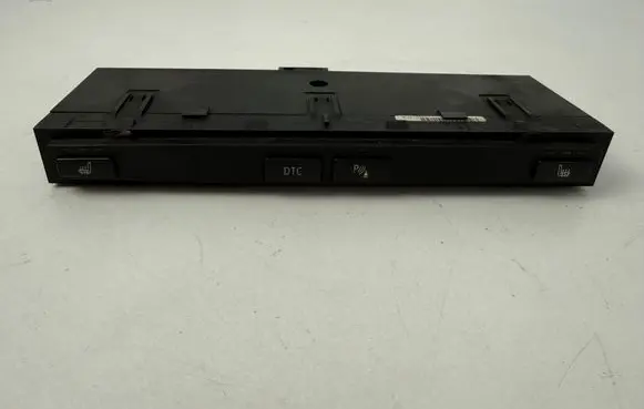 BMW 5 E60 E61 Seat heating switch 6985750