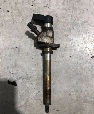 Peugeot Expert Fuel injector 9659337980