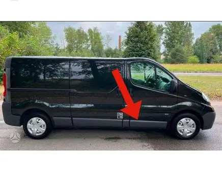 Opel Vivaro Front door trim (molding) 8200036086 91165345