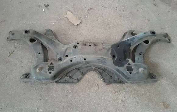 Toyota Prius (XW20) Front subframe 
