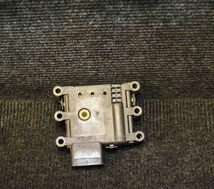 Mazda 6 Air flap motor/actuator 2X30M