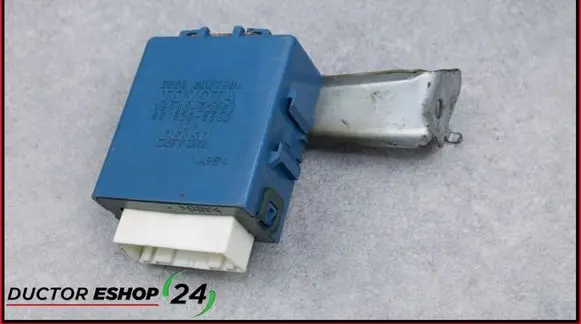 Toyota Yaris Door central lock control unit/module 8598052051