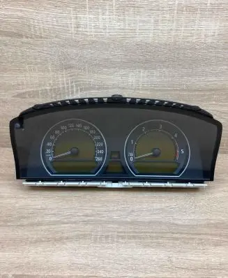 BMW 7 E65 E66 Speedometer (instrument cluster) 6946843 110080103