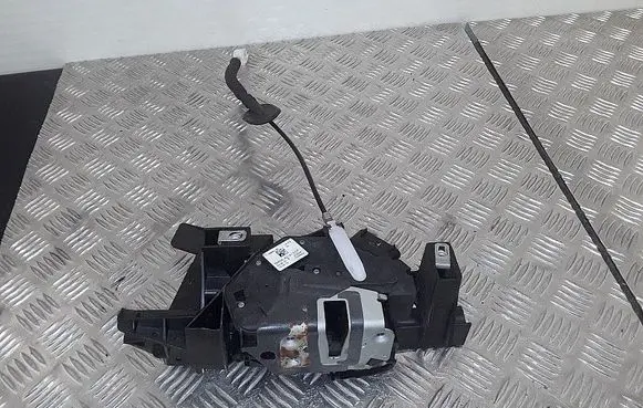 Front door lock