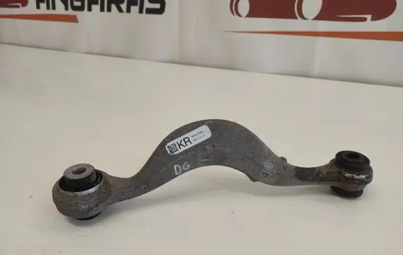 BMW 5 G30 G31 Rear upper control arm/wishbone 686112002